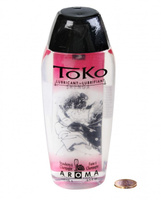 ЛУБРИКАНТ SHUNGA TOKO AROMA НА ВОДНОЙ ОСНОВЕ, КЛУБНИКА И ШАМПАНСКОЕ, 165 МЛ.