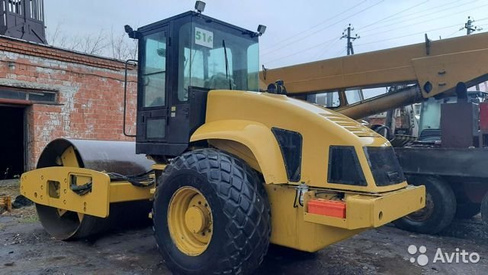 Грунтовый каток Caterpillar CS-583E