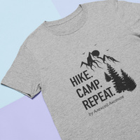 Футболка унисекс 'Hike Camp' с вашей надписью (разные цвета) / Серый; (разные размеры) / S