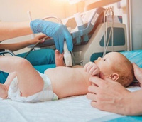 УЗИ скрининг новорожденных (нейросонография, тазобедренные суставы, брюшная полость)